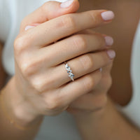 APRIL PIRLANTA & SAFİR YÜZÜK