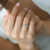 APRIL PIRLANTA & SAFİR YÜZÜK