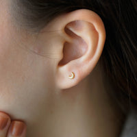 CRESCENT PIERCING - SARI ALTIN