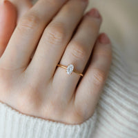 REN SADE OVAL PIRLANTA TEKTAŞ - 0,50 CT