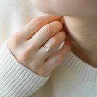 REN SADE OVAL PIRLANTA TEKTAŞ - 0,50 CT