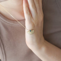 SOLE SAFİR KOLYE - SARI ALTIN