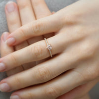 ÜÇGEN MORGANITE PIRLANTALI TEKTAŞ