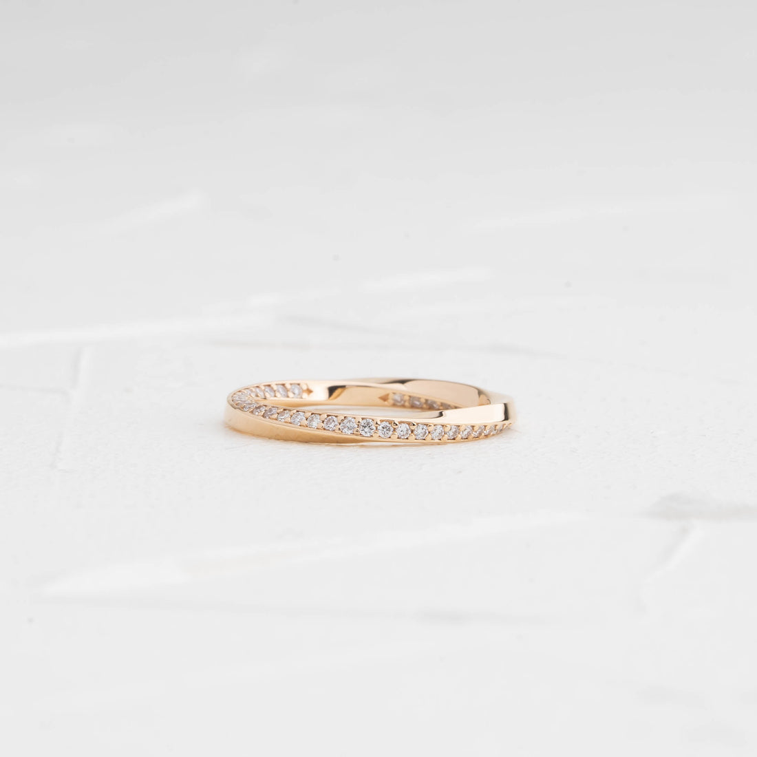 HELİS PIRLANTALI KADIN ALYANS