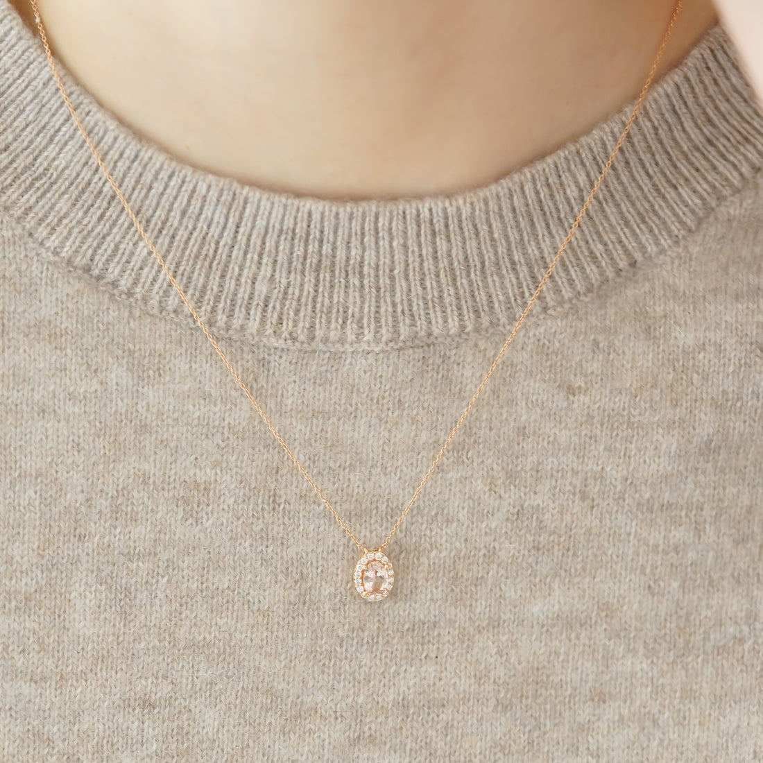 VINTAGE MORGANITE KOLYE
