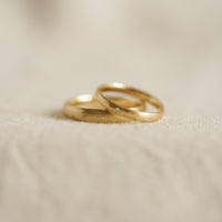 SADE MAT PIRLANTALI KADIN ALYANS