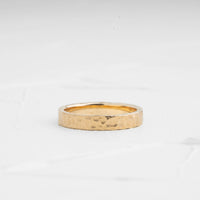 ÇEKİÇ KADIN ALYANS