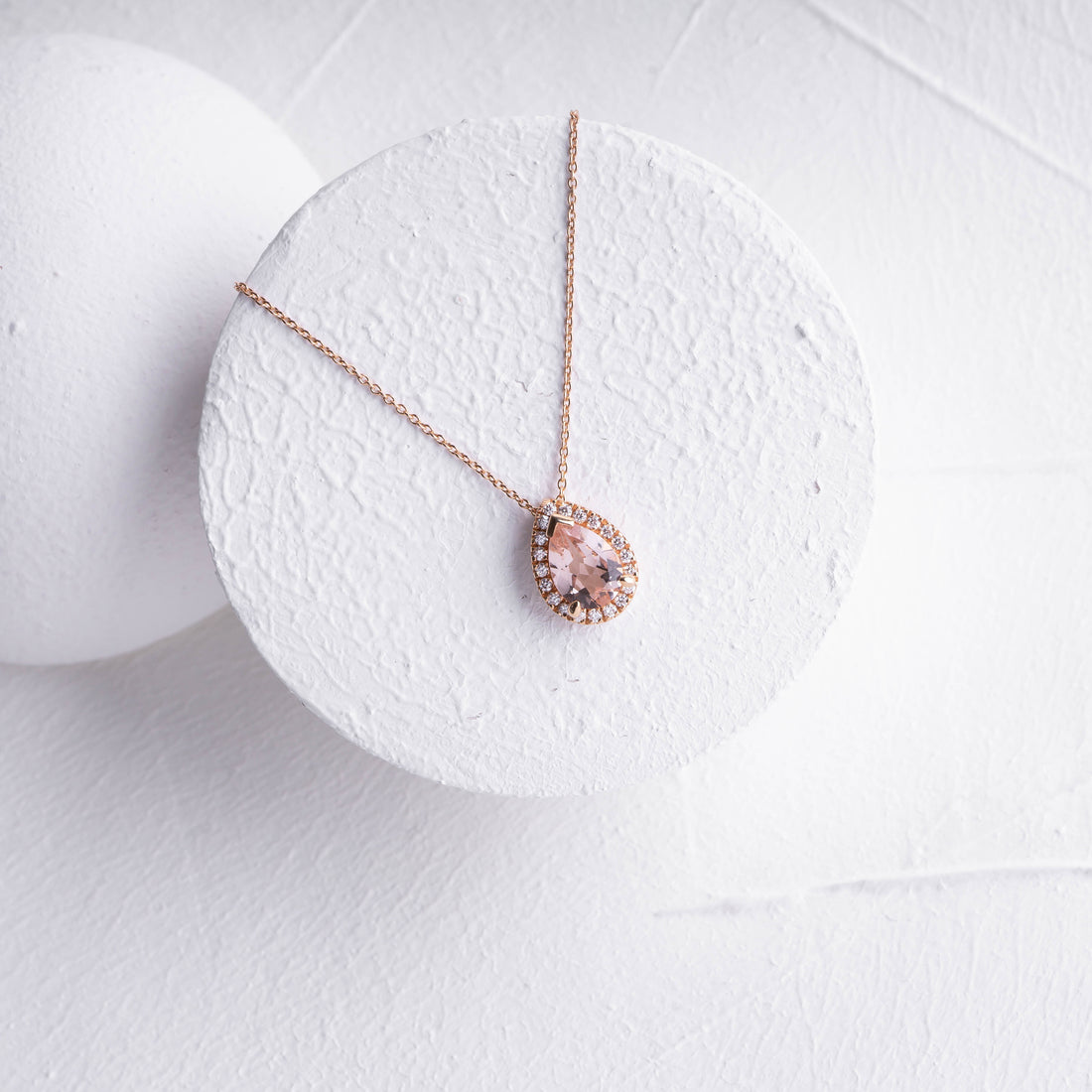 DAMLA MORGANITE PIRLANTALI KOLYE
