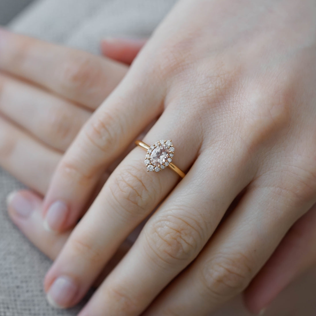 LOTUS SADE MORGANITE TEKTAŞ