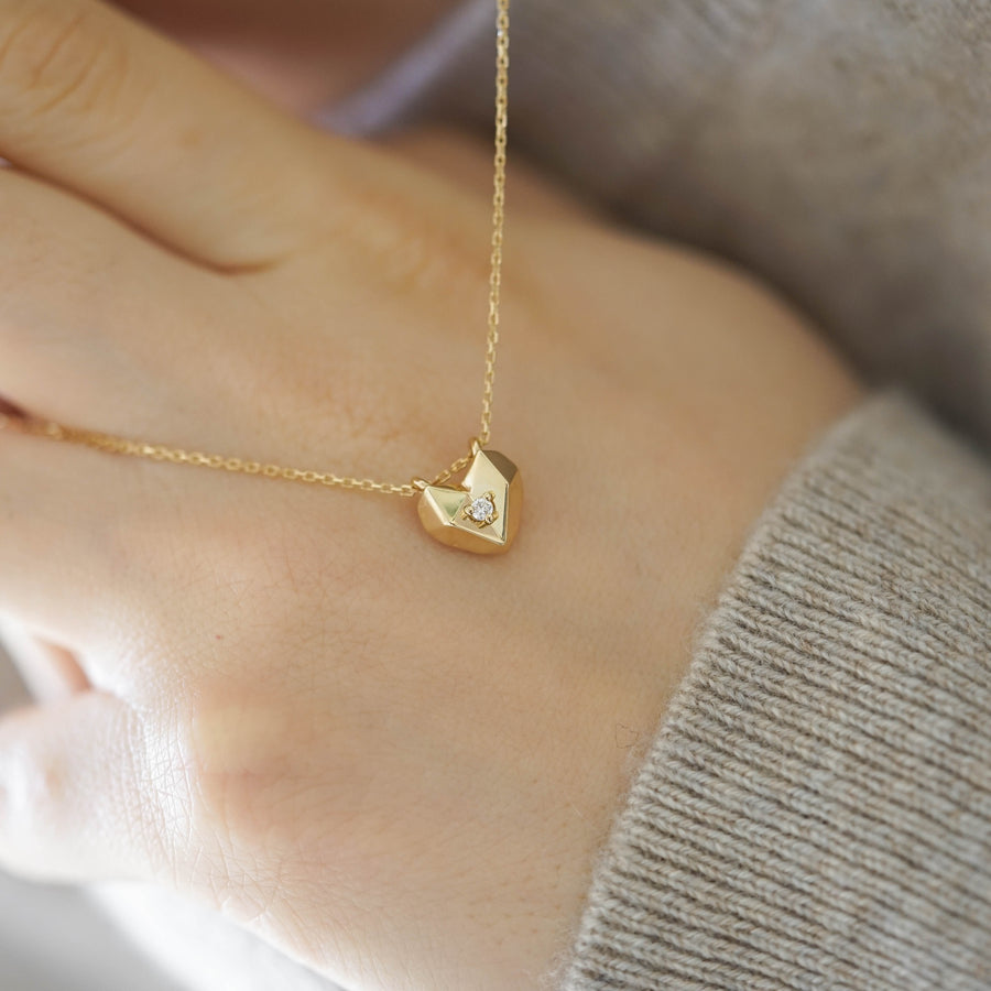 GOLDEN HEART - ORIGAMI KALP PIRLANTALI SARI ALTIN KOLYE