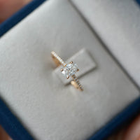 REN OVAL PIRLANTA TEKTAŞ - 0,50 ct