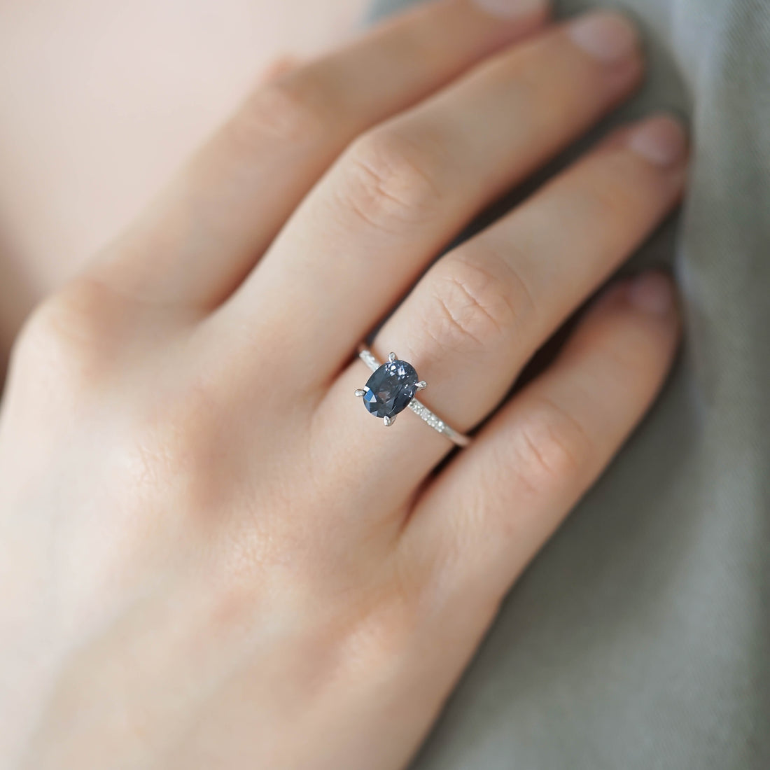 SADE OVAL SPINEL TEKTAŞ