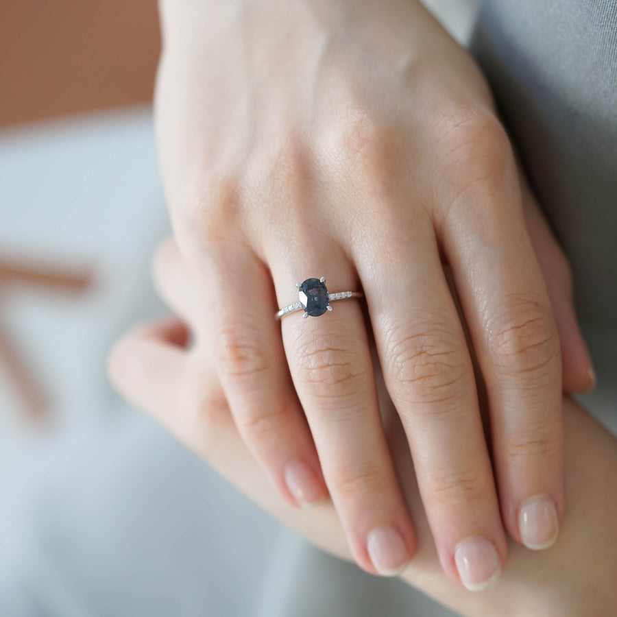 SADE OVAL SPINEL TEKTAŞ