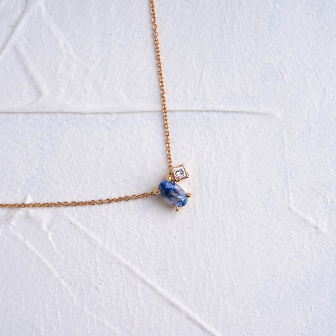 COMET BULUT SAFİR KOLYE