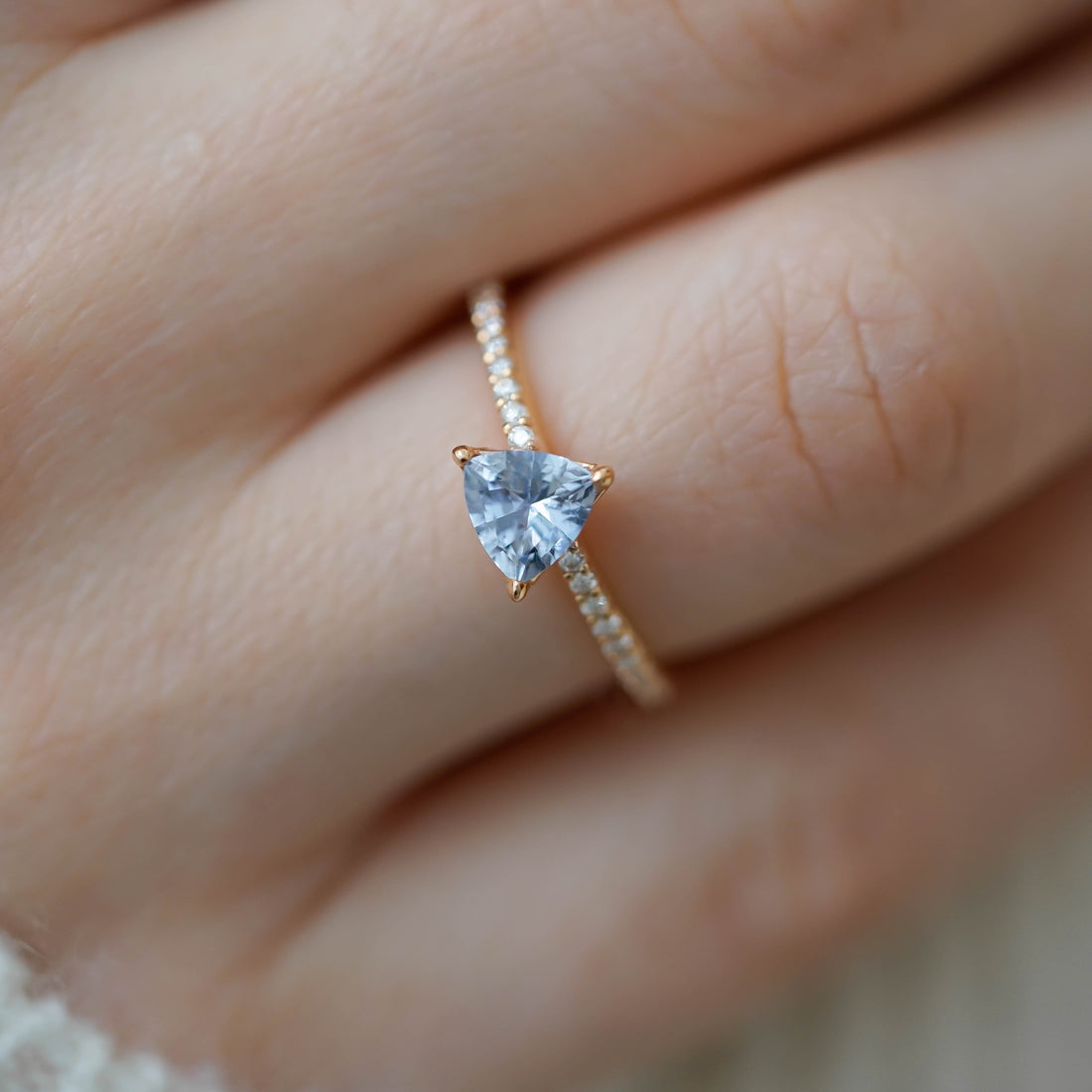 ÜÇGEN BABY BLUE SAFİR TEKTAŞ