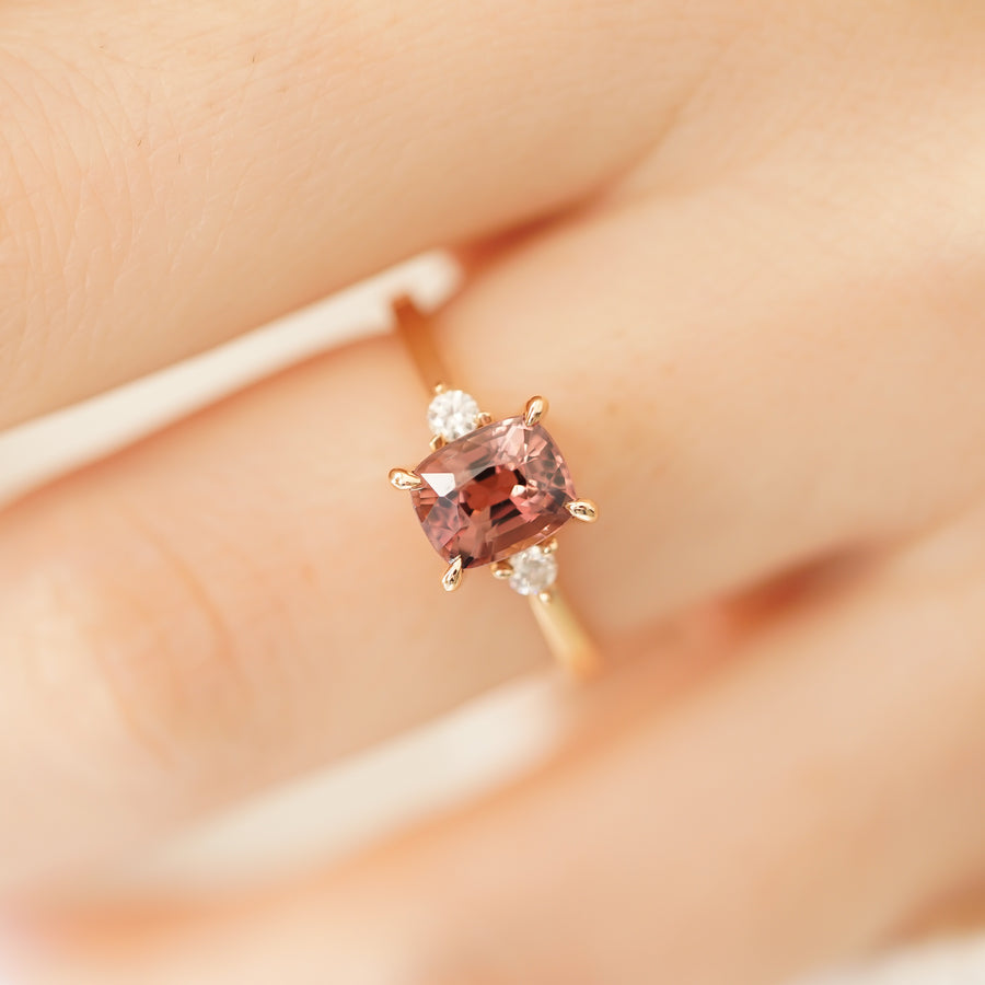 MERELY SPINEL TEKTAŞ