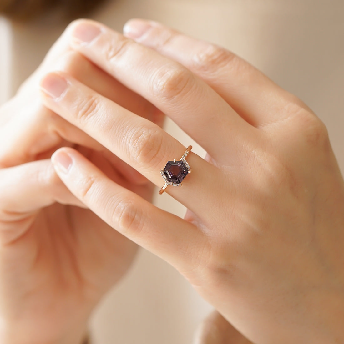 NORTH NO:12 SPINEL TEKTAŞ