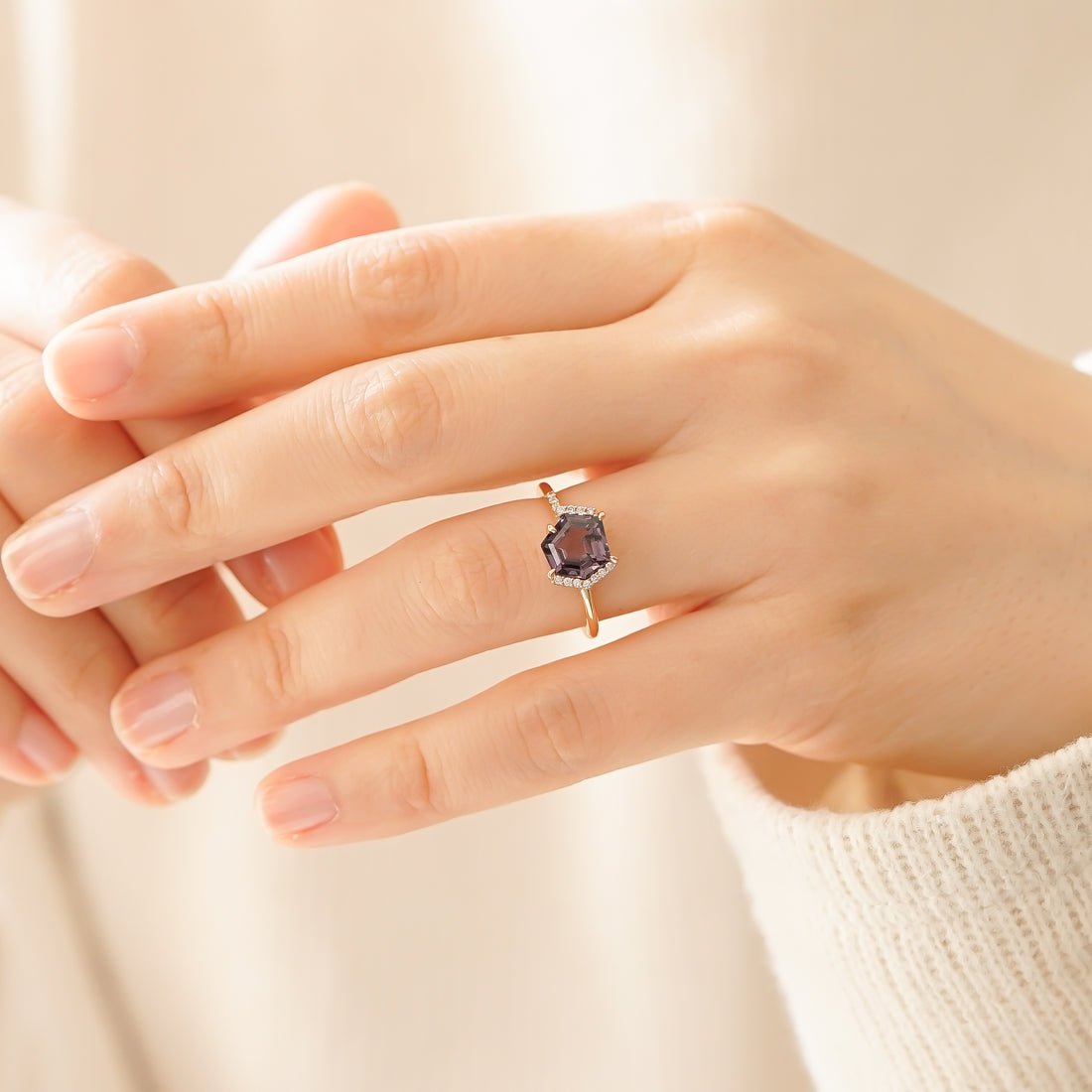 NORTH NO:12 SPINEL TEKTAŞ