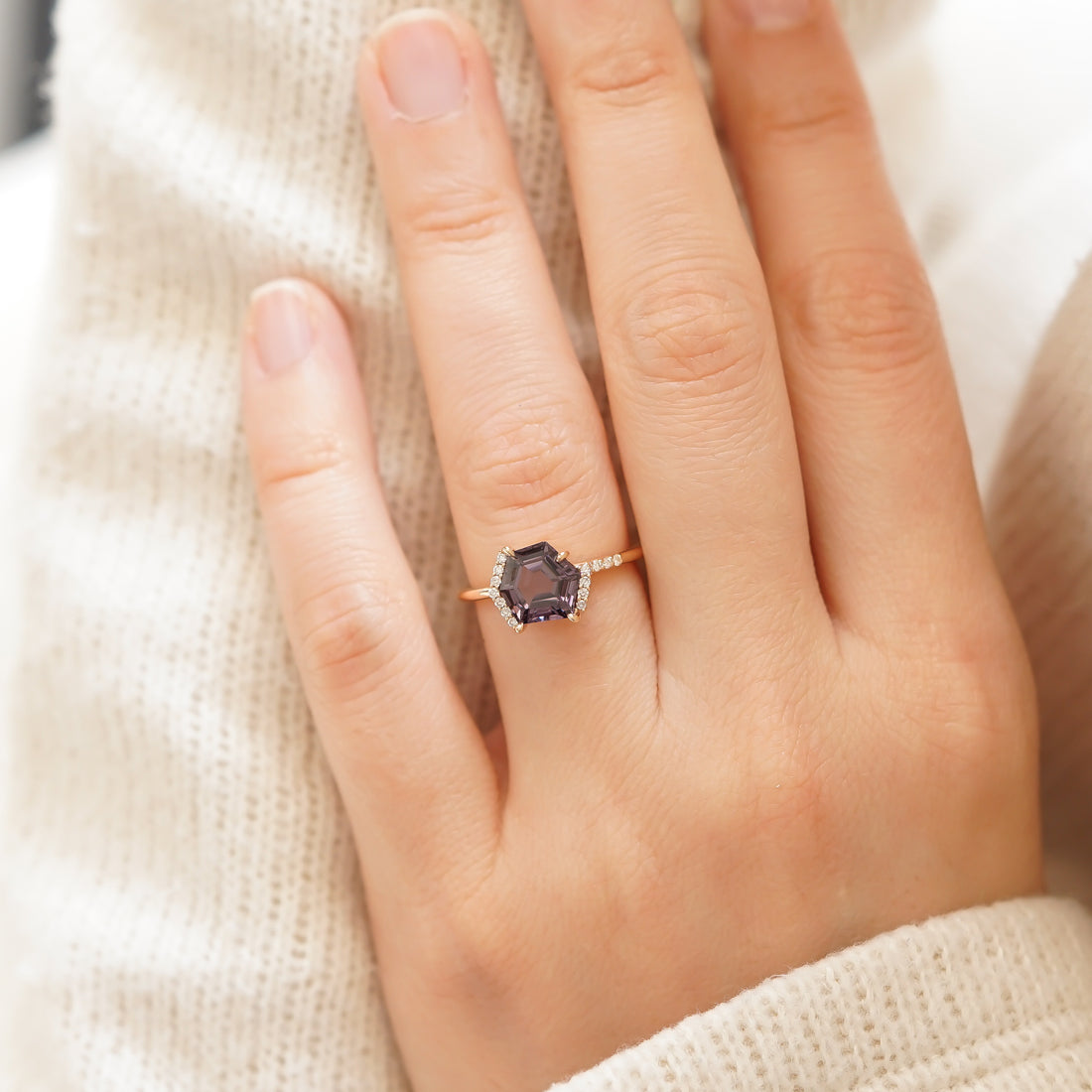 NORTH NO:12 SPINEL TEKTAŞ