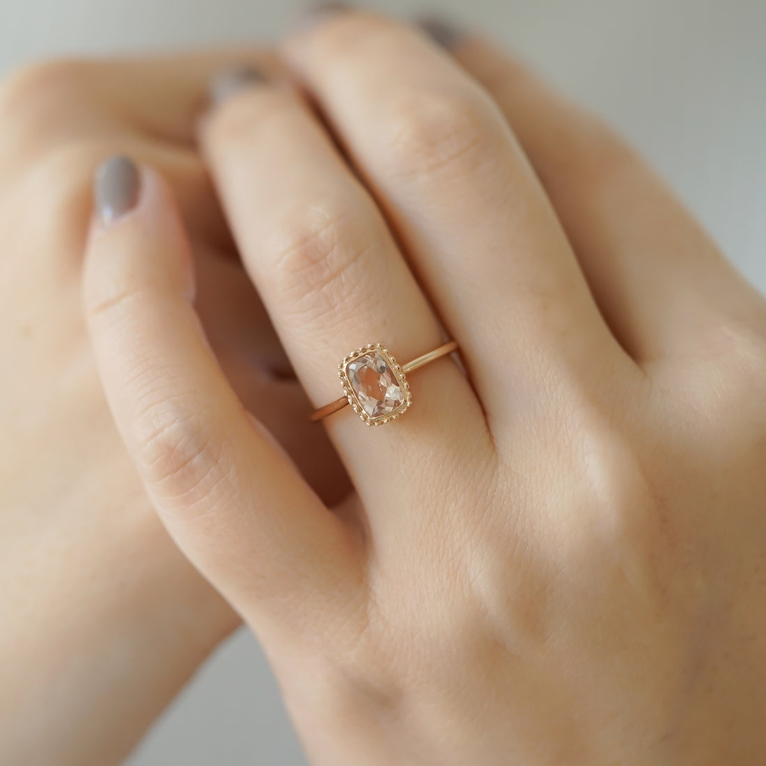 DOT DİKDÖRTGEN MORGANITE TEKTAŞ