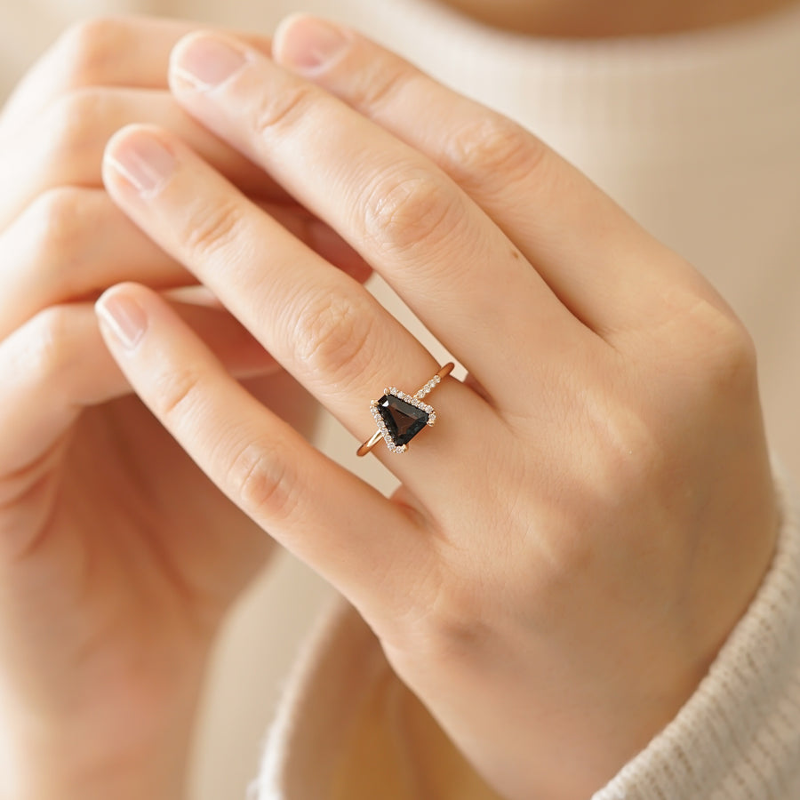 NORTH NO:11 SPINEL TEKTAŞ
