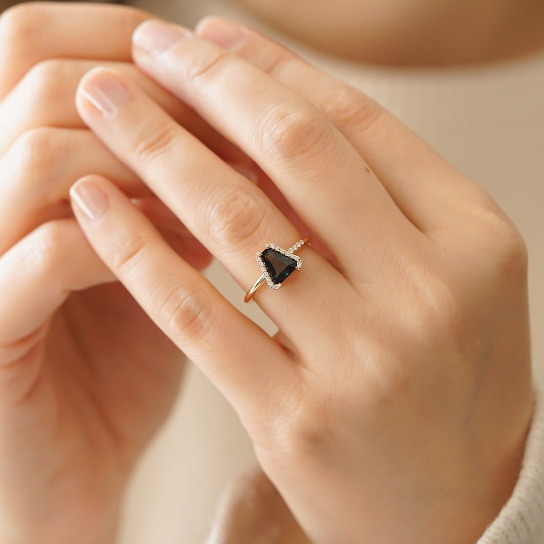 NORTH NO:11 SPINEL TEKTAŞ