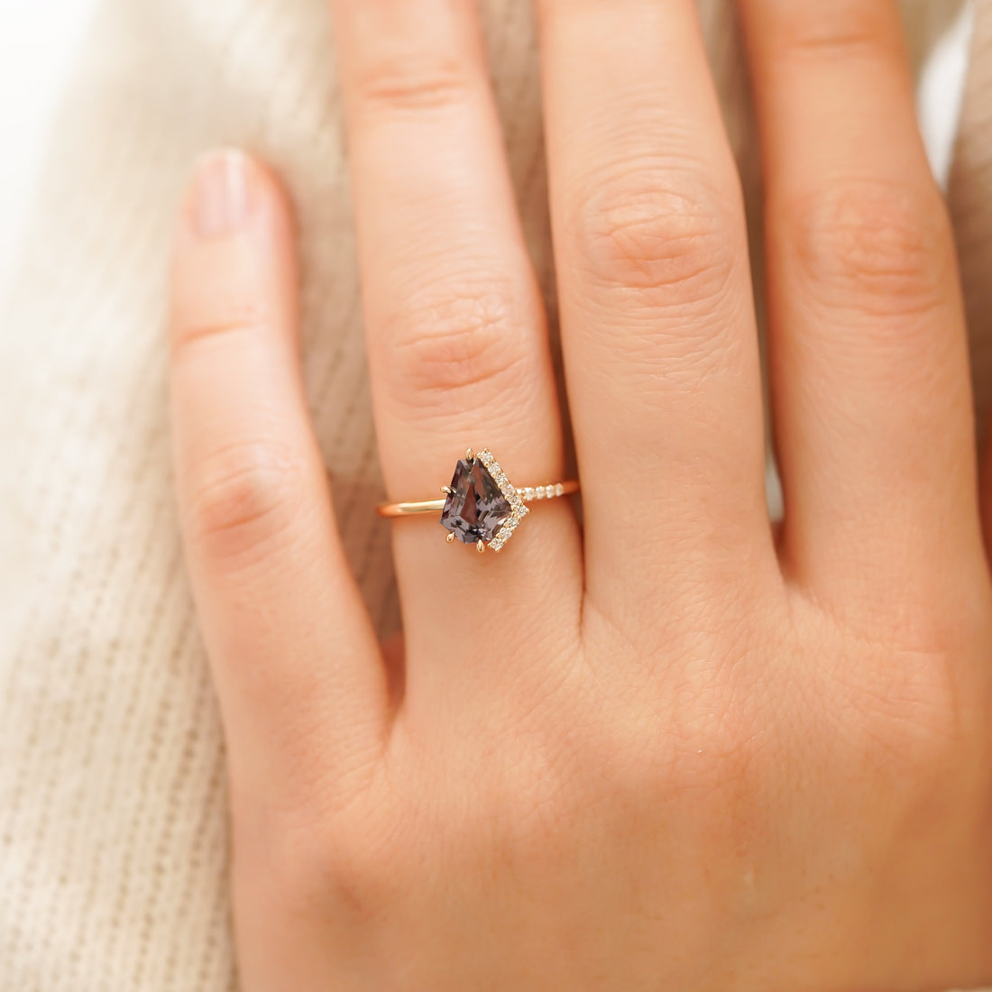 NORTH NO:6 SPINEL TEKTAŞ