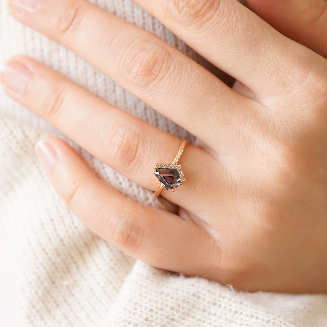 NORTH NO:6 SPINEL TEKTAŞ