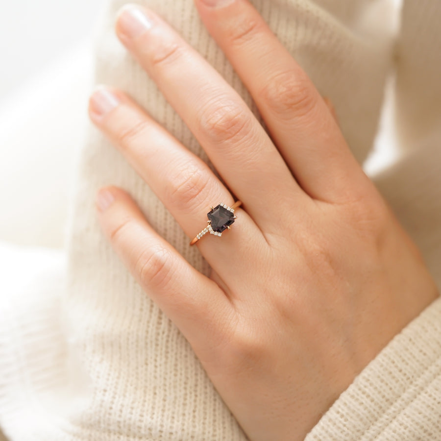 NORTH NO:9 SPINEL TEKTAŞ